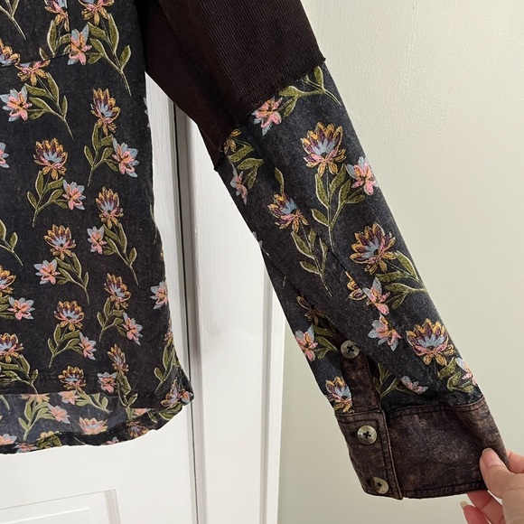 Free People Summer of Surf Pullover Button Henley Top Long Sleeve Size S Boho - Picture 8 of 16